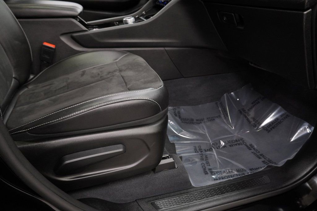 Certified 2023 Jeep Grand Cherokee Altitude image 44