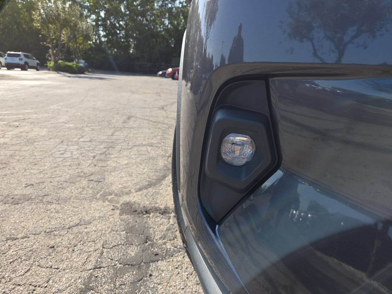 Used 2022 Toyota RAV4 XLE Premium FWD image 11