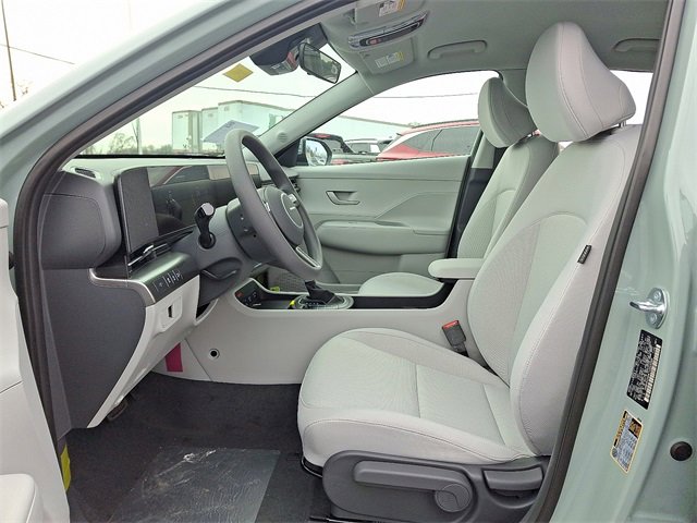 New 2026 Hyundai Kona SE image 5