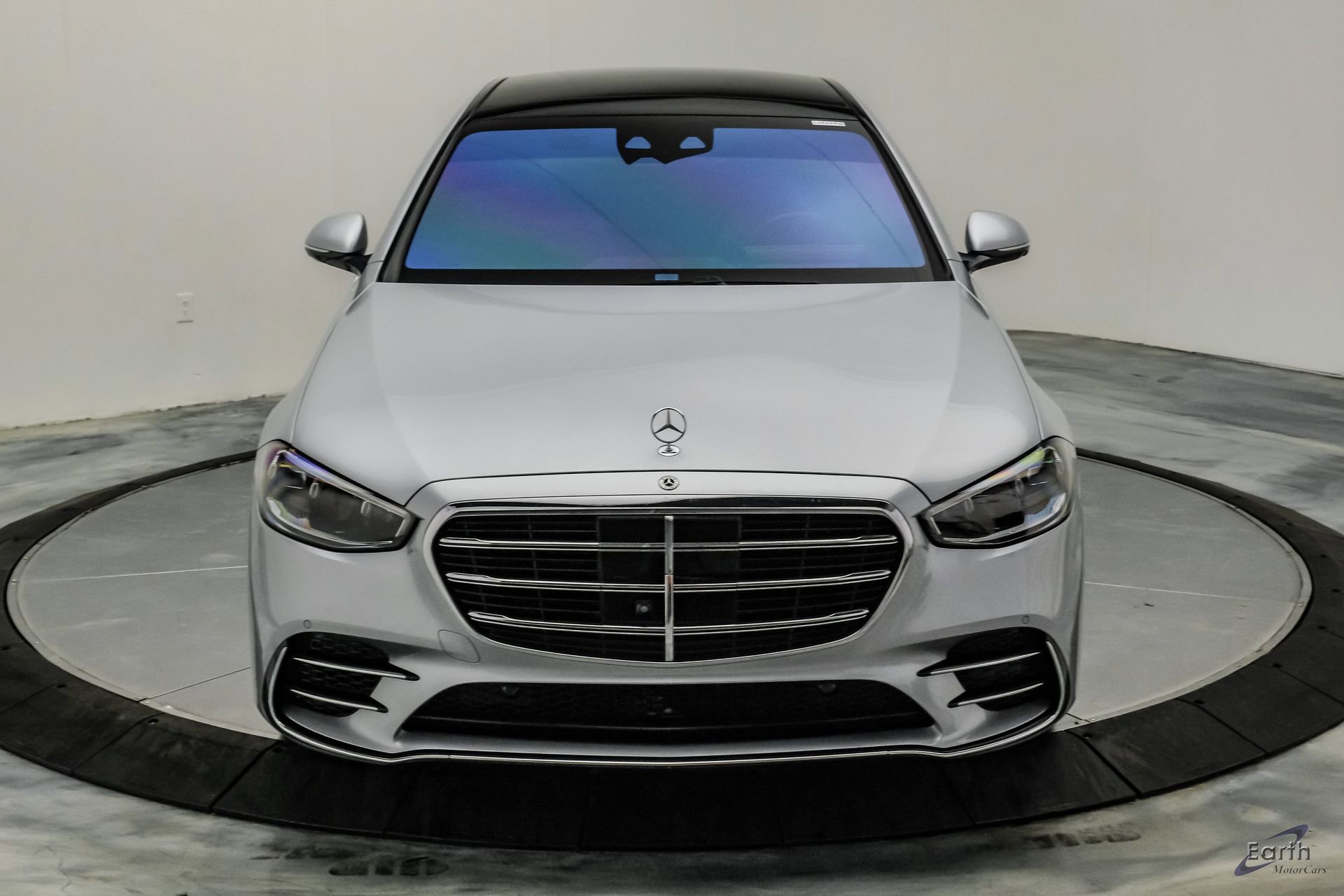 Used 2022 Mercedes-Benz S 580 4MATIC Sedan w/ AMG Line Package image 35