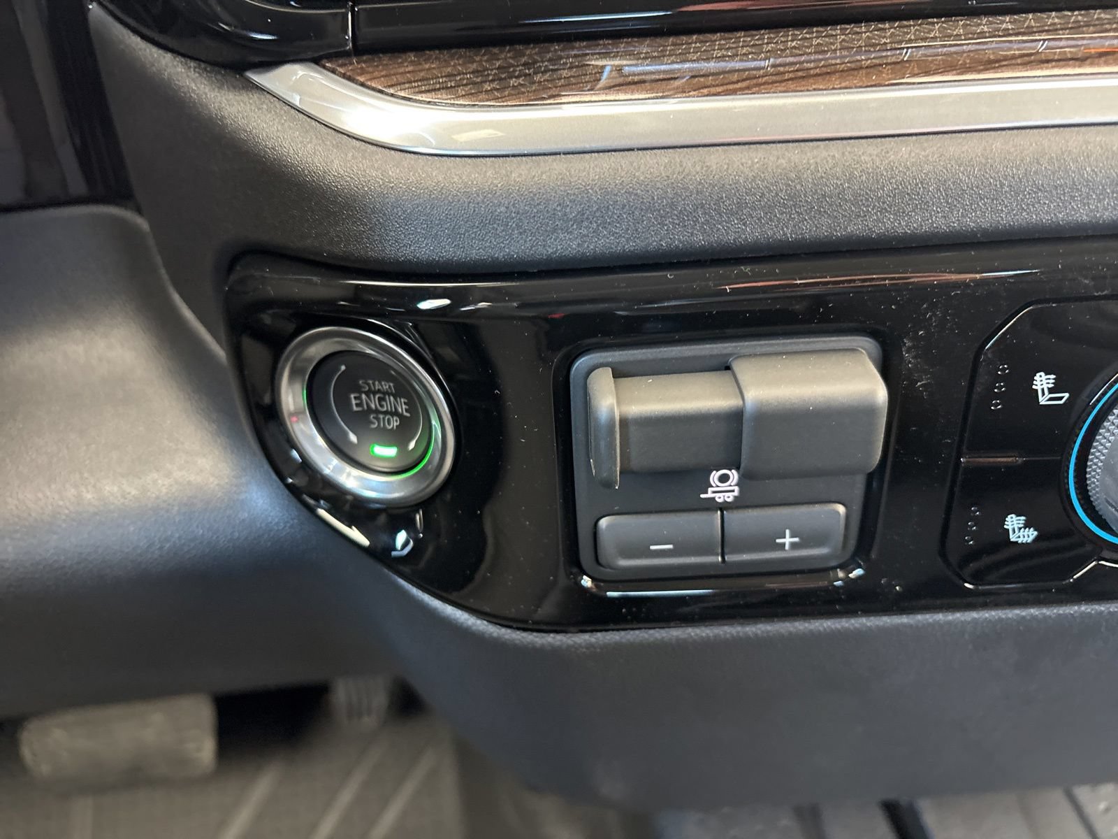New 2026 Chevrolet Silverado 1500 RST w/ RST Select Package AWD/4WD image 22