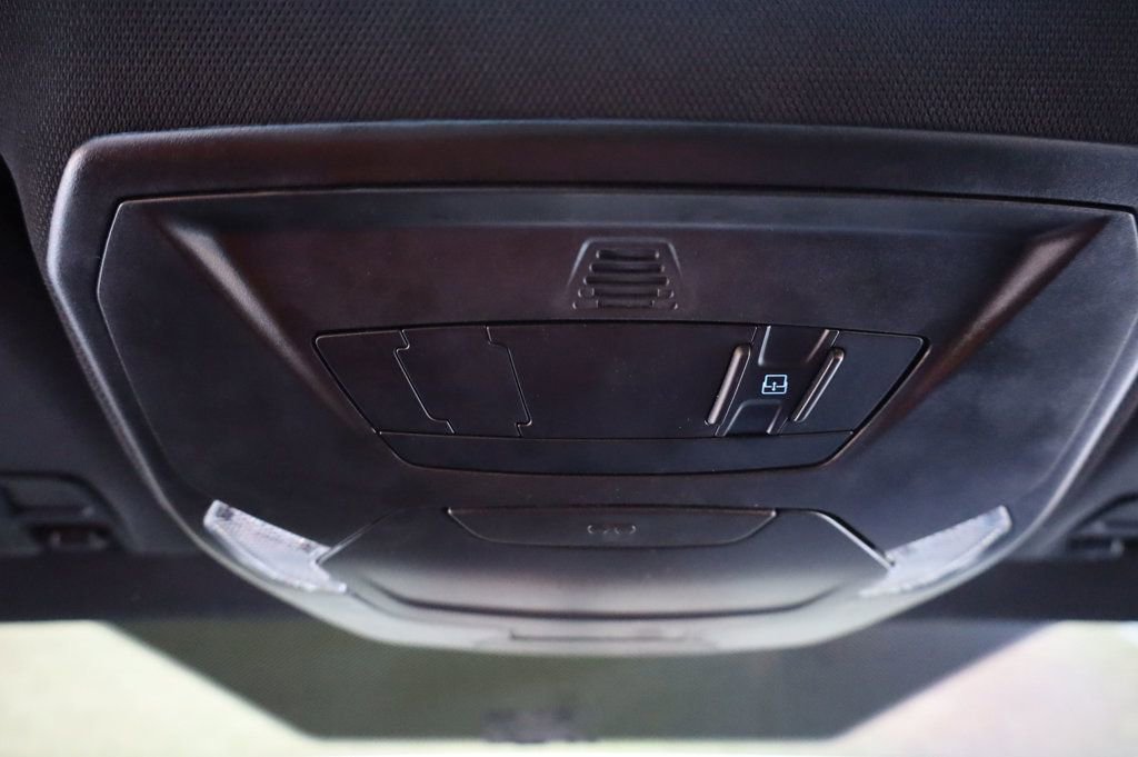 Used 2018 Ford Focus ST w/ Equipment Group 401A image 32