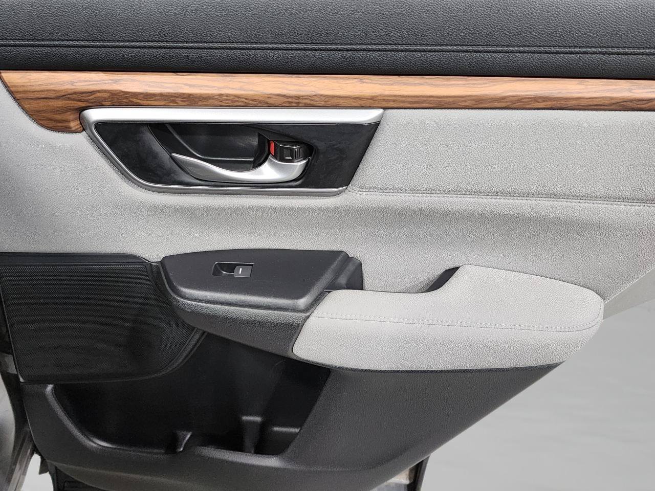 Used 2020 Honda CR-V EX image 31