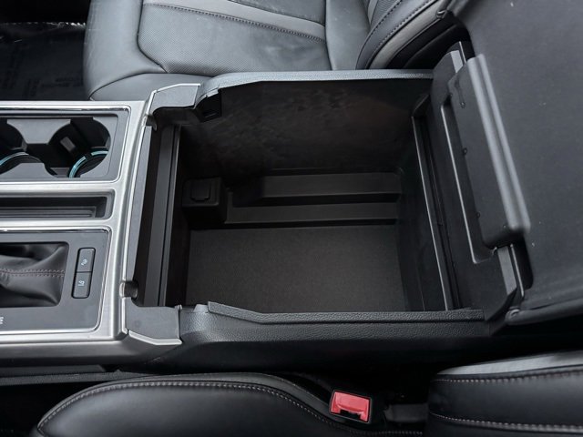 Used 2019 Ford F150 Platinum w/ Equipment Group 701A Luxury image 24