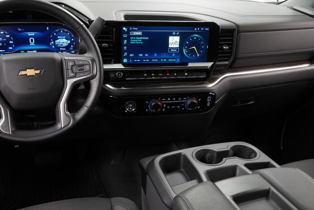 Used 2024 Chevrolet Silverado 1500 LT AWD/4WD image 14