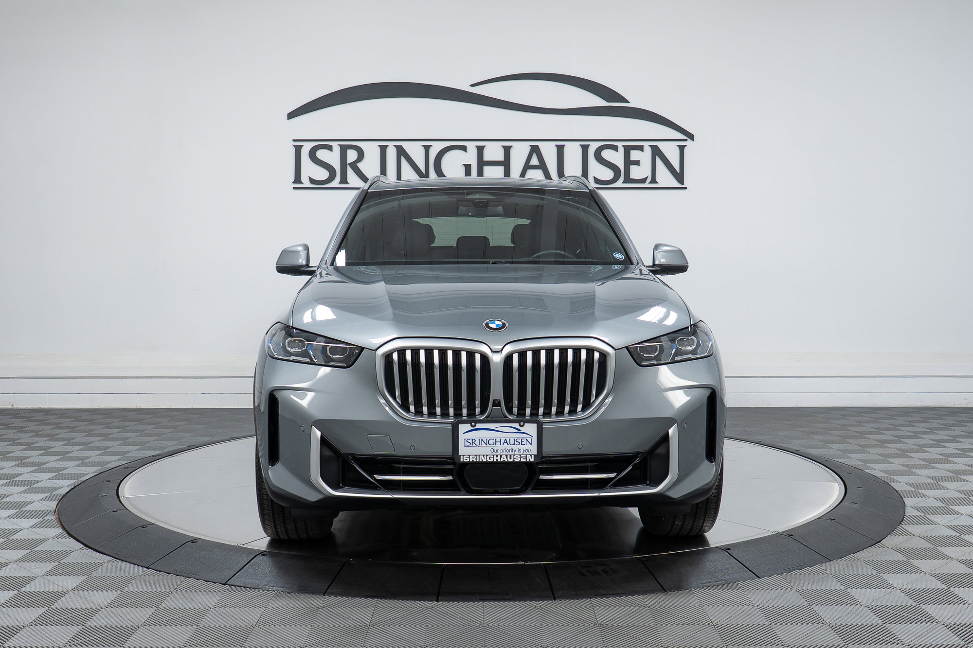 Used 2024 BMW X5 xDrive40i w/ Premium Package AWD/4WD image 2