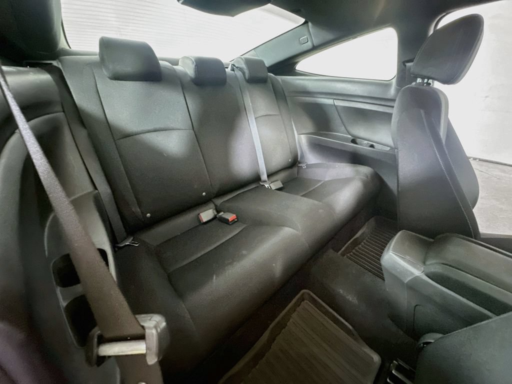 Used 2020 Honda Civic EX image 10