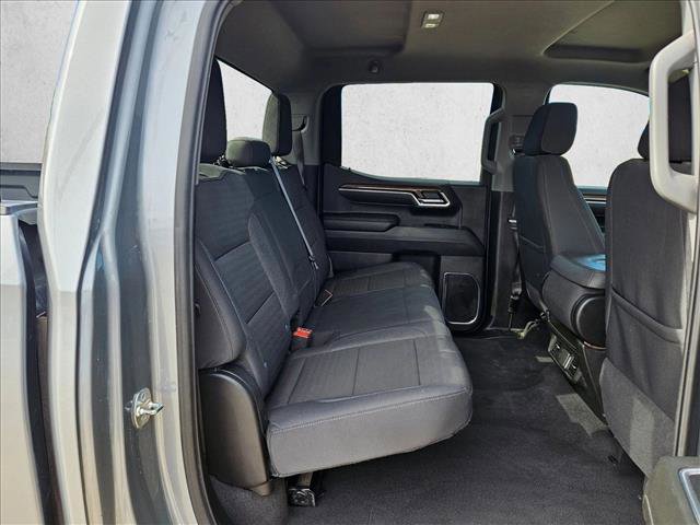 Used 2025 Chevrolet Silverado 1500 LT AWD/4WD image 19