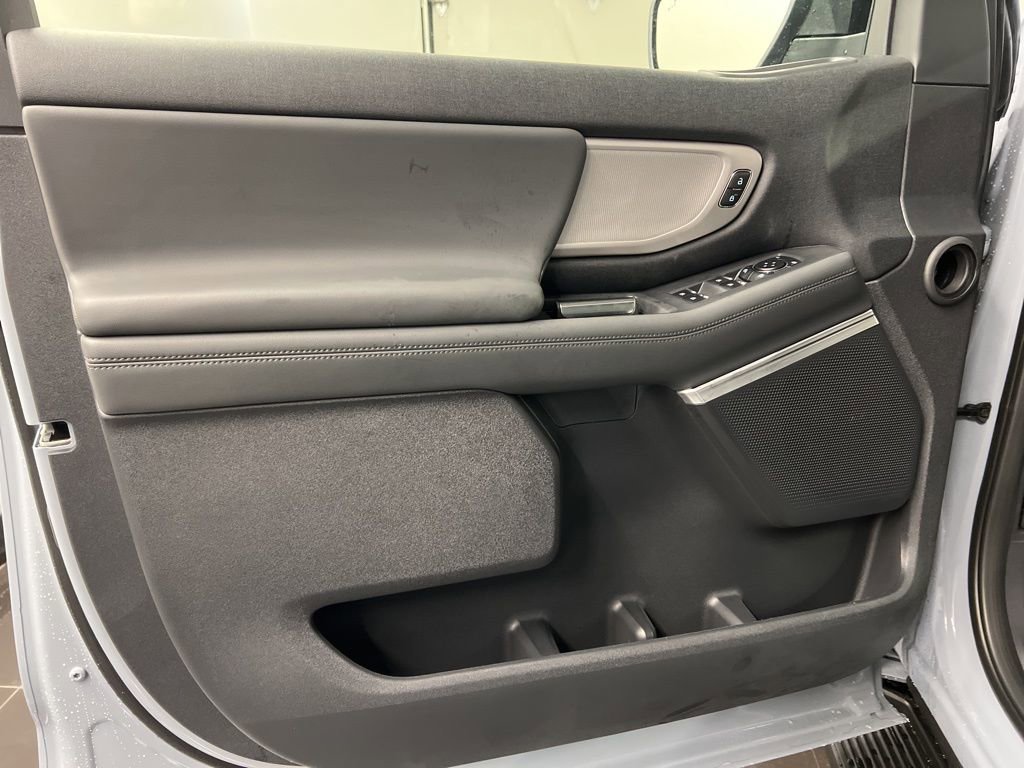 New 2026 Ford Expedition Active image 28