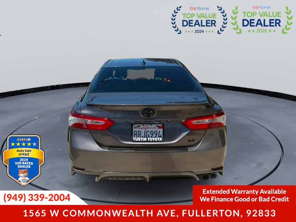 Used 2020 Toyota Camry SE FWD image 5