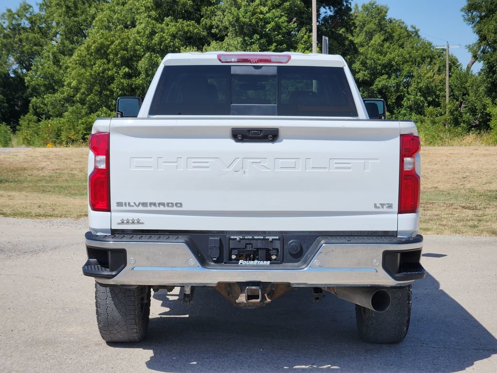 Used 2022 Chevrolet Silverado 2500 LTZ w/ LTZ Plus Package AWD/4WD image 6