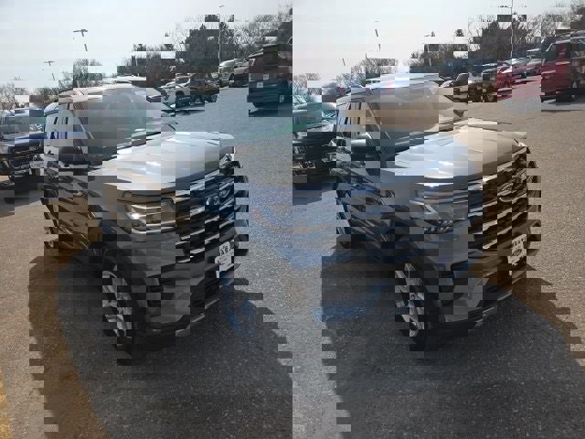 New 2026 Ford Explorer Active image 7