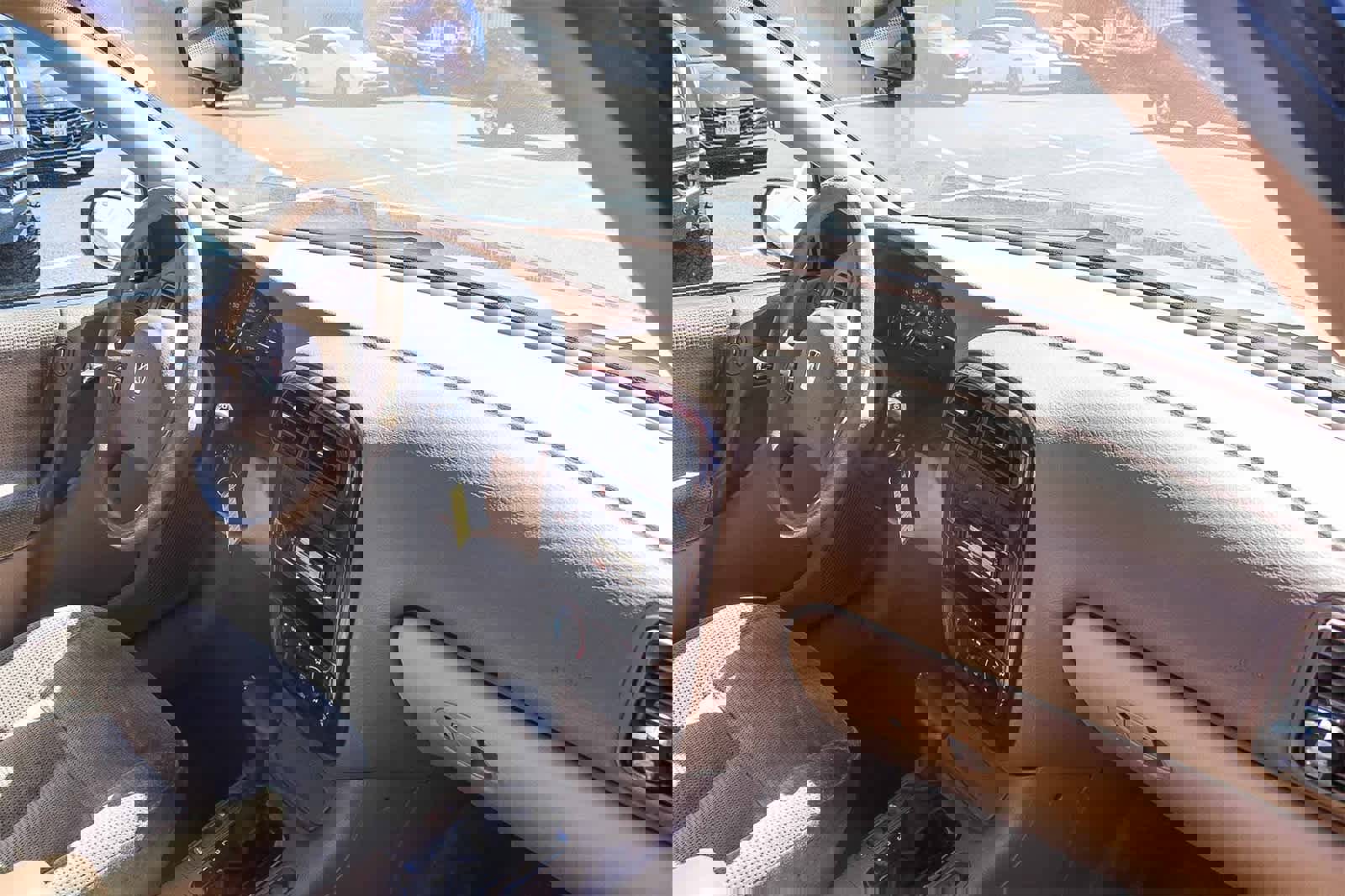 Used 2001 Saturn L-Series L200 image 21