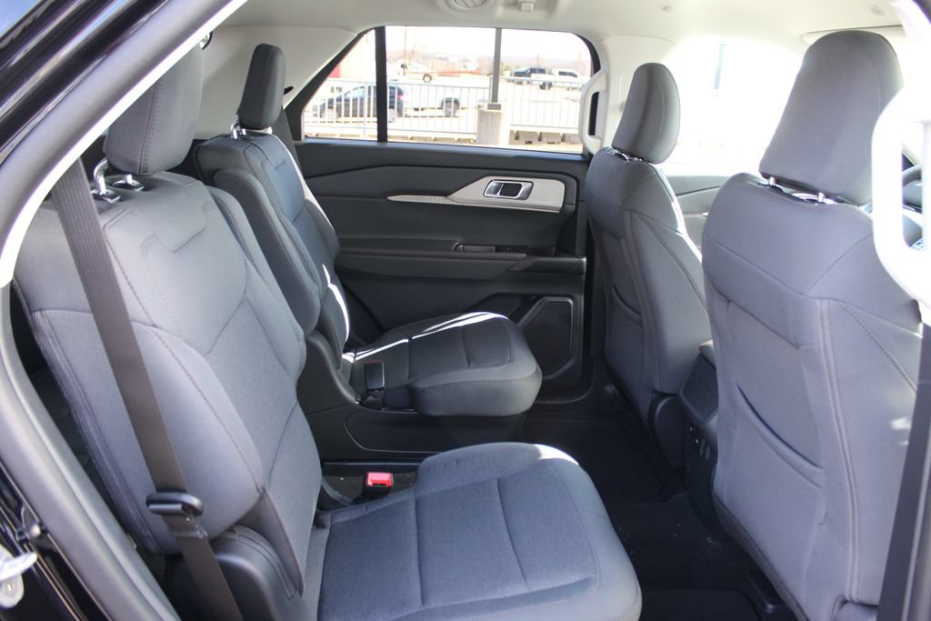 New 2026 Ford Explorer Active AWD/4WD image 15