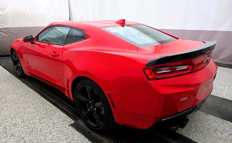 Used 2016 Chevrolet Camaro SS image 5
