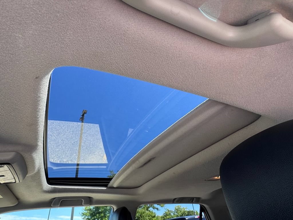 Used 2021 Toyota 4Runner SR5 Premium w/ Moonroof Package AWD/4WD image 18