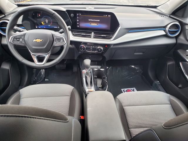 Certified 2025 Chevrolet Trax LT w/ Driver Confidence Package FWD image 15