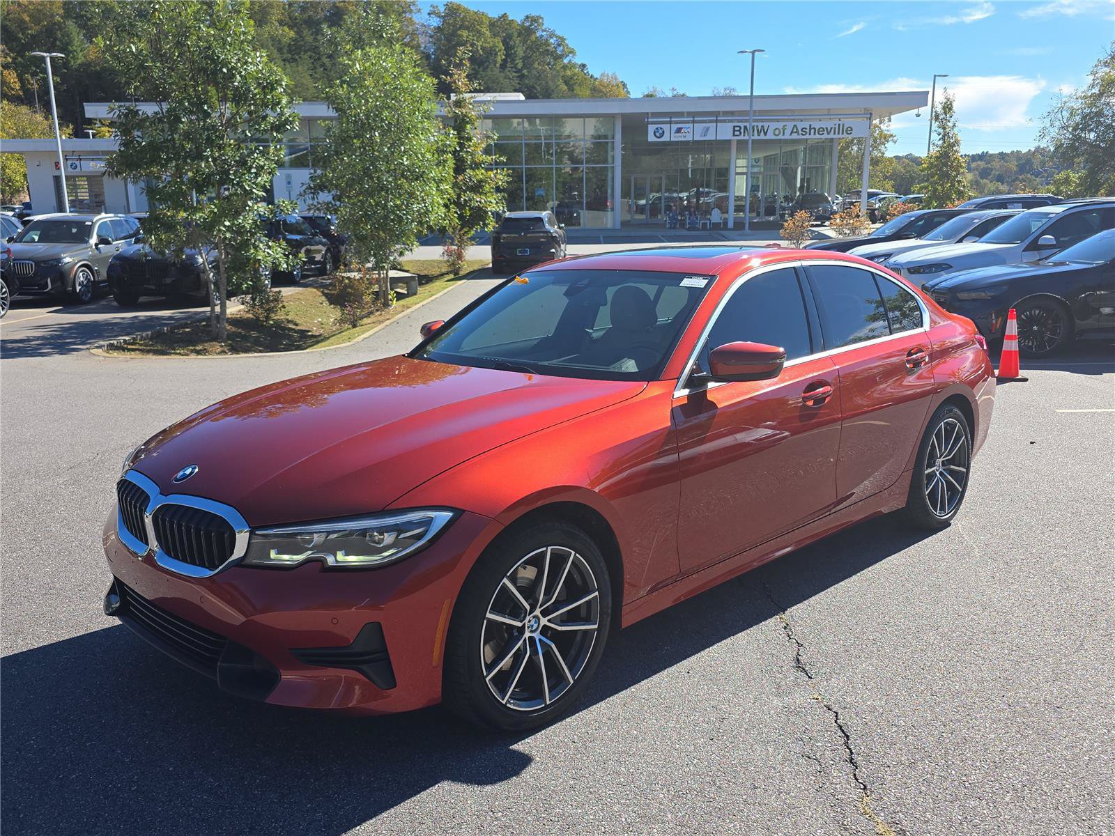 Used 2019 BMW 330i xDrive Sedan AWD/4WD image 7
