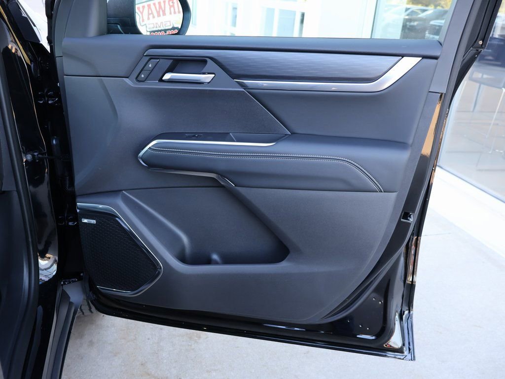 New 2026 GMC Acadia Elevation w/ Black Edition AWD/4WD image 34