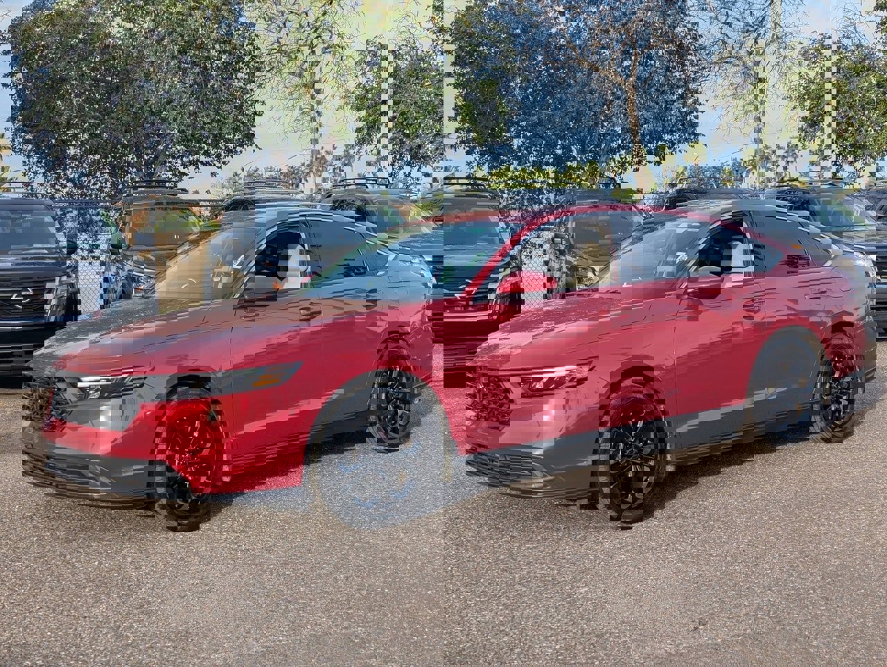 Used 2024 Honda Accord EX image 2