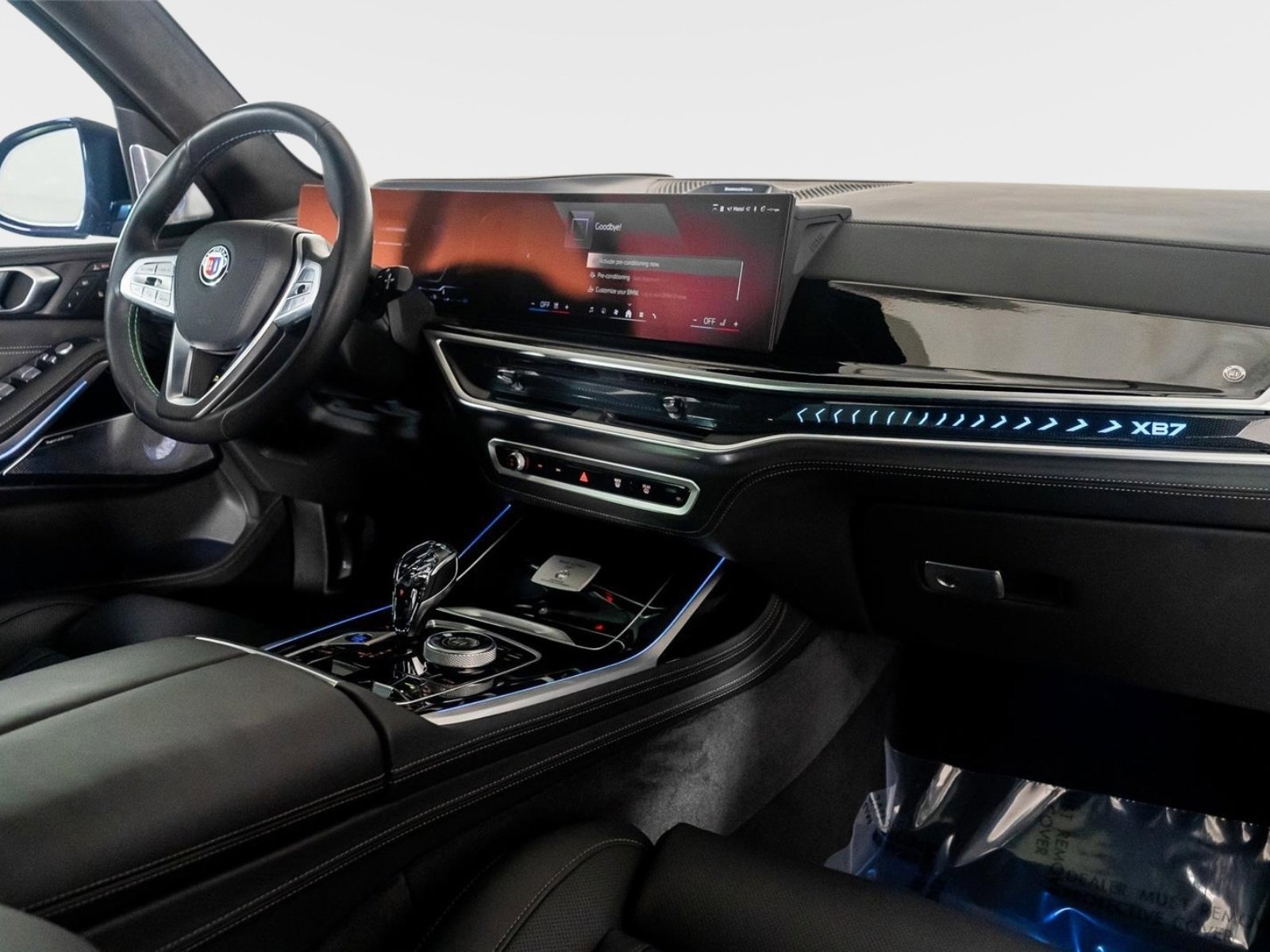 Used 2025 BMW ALPINA XB7 AWD/4WD image 51