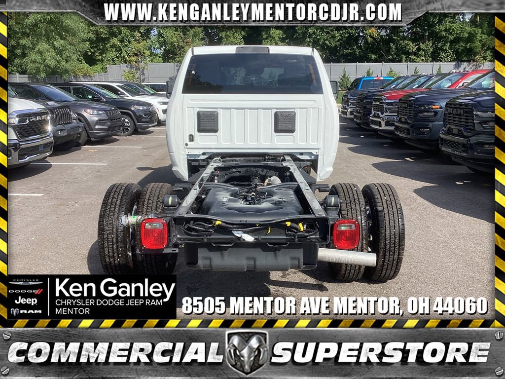 New 2025 RAM 3500 Tradesman w/ Chrome Appearance Group AWD/4WD image 7