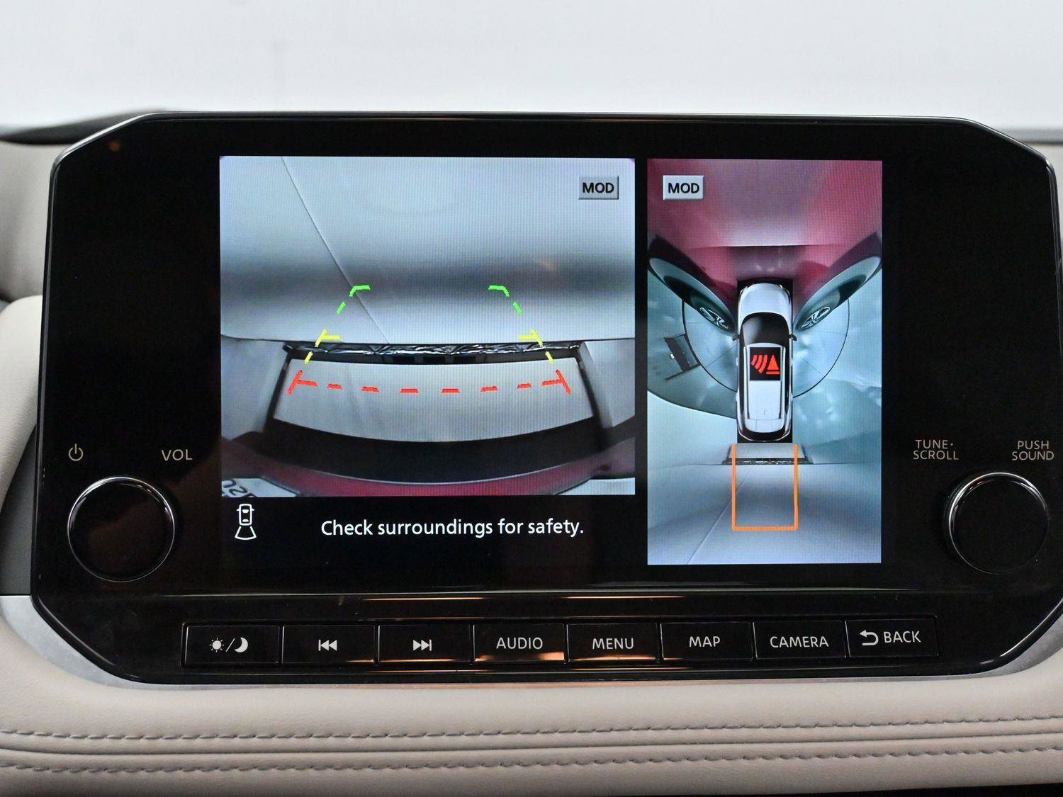 Used 2022 Nissan Rogue SL w/ SL Premium Package image 22