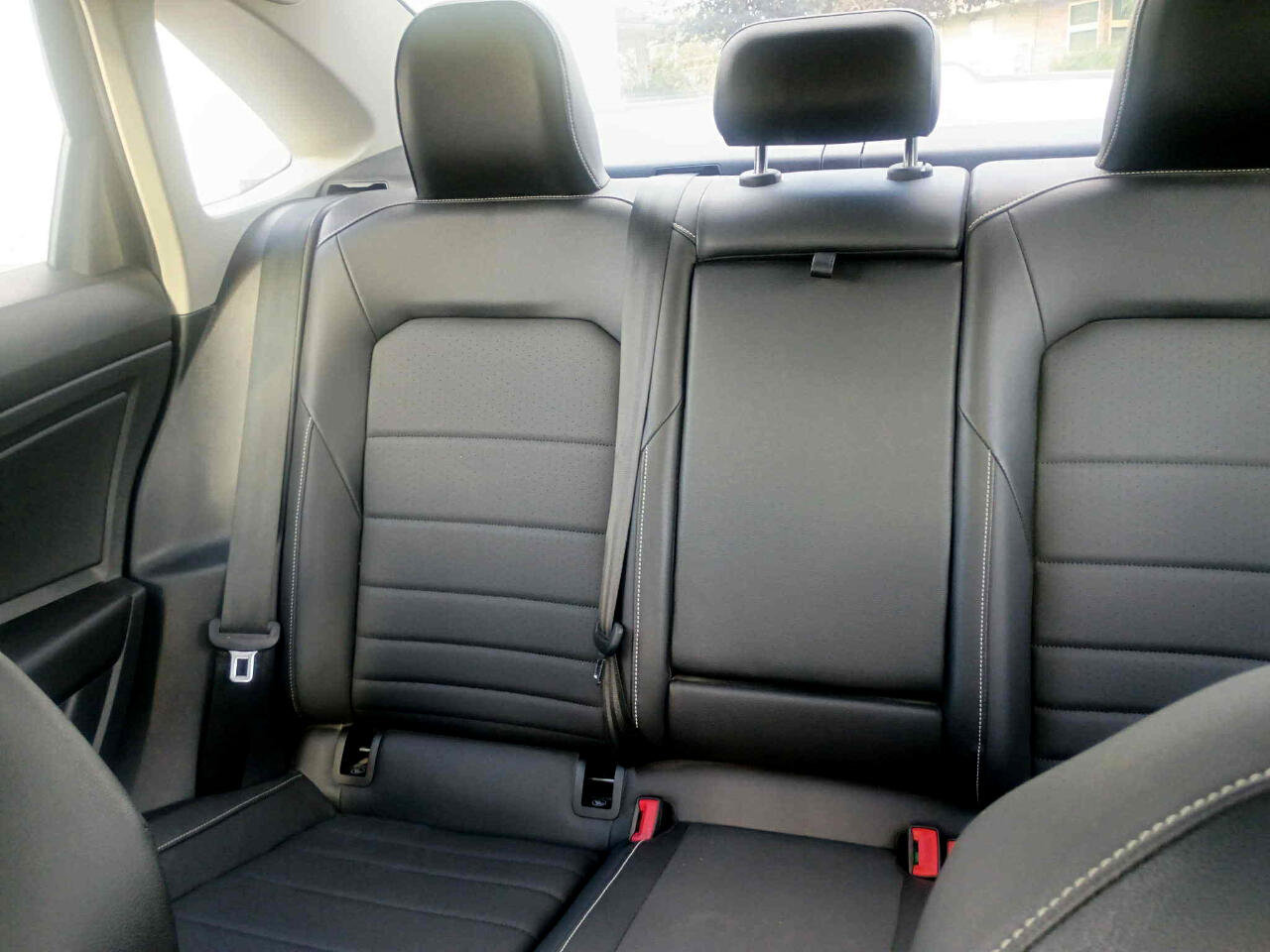 Used 2023 Volkswagen Jetta SE w/ Panoramic Sunroof Package image 12