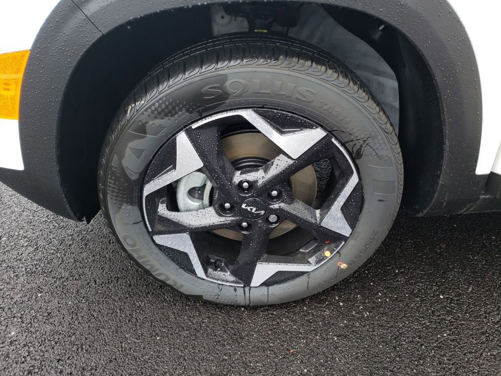 New 2026 Kia Seltos S image 24