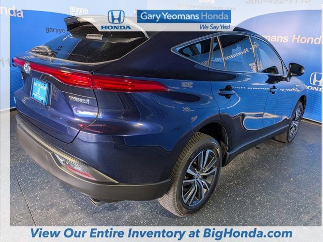 Used 2021 Toyota Venza LE AWD/4WD image 6