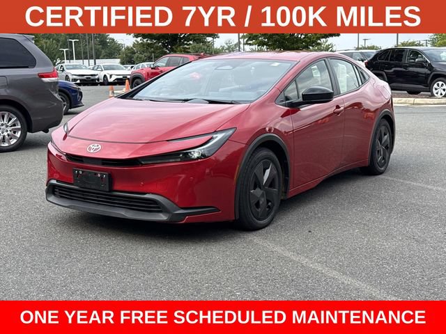 Used 2025 Toyota Prius LE FWD image 5