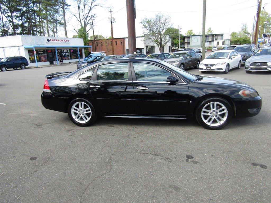 Used 2009 Chevrolet Impala LTZ image 8
