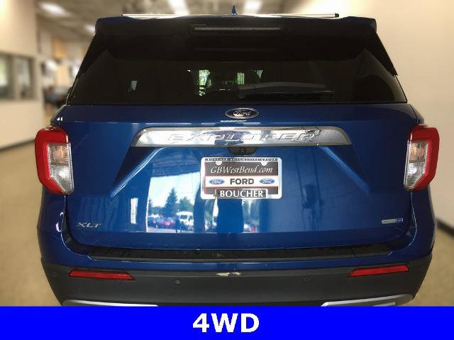 Certified 2020 Ford Explorer XLT w/ Equipment Group 202A image 4