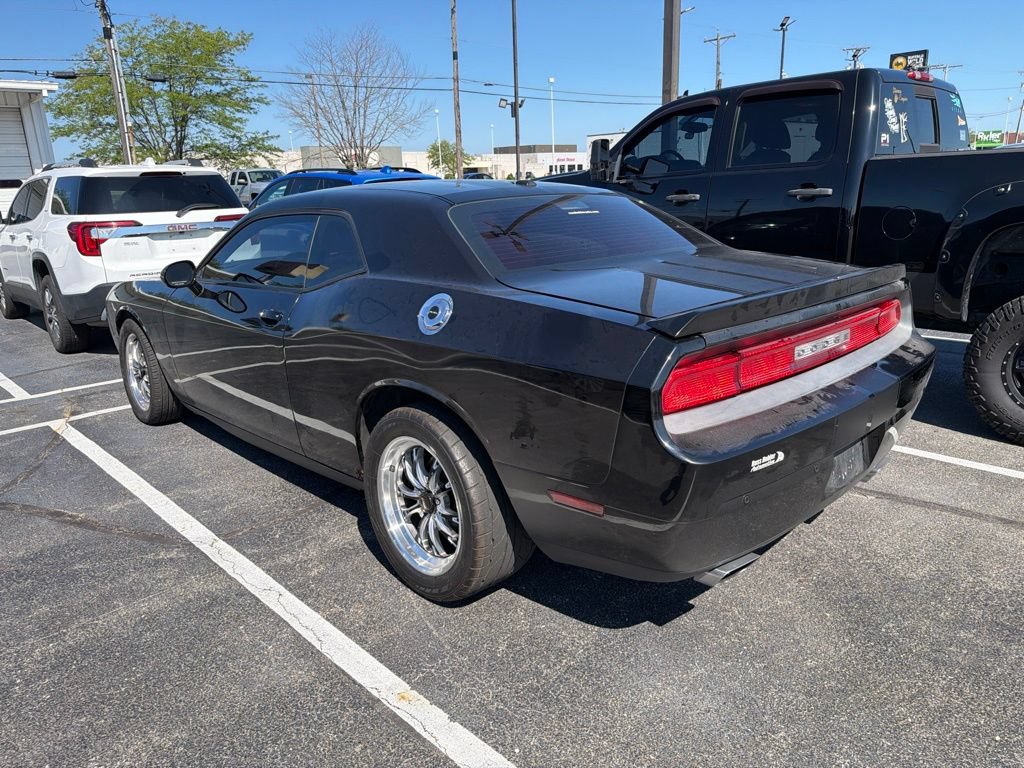 Used 2013 Dodge Challenger R/T Plus RWD image 6