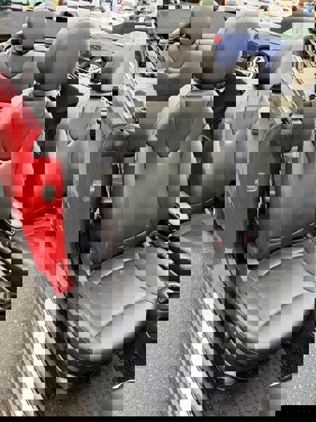 Used 2013 MINI Cooper Convertible image 57