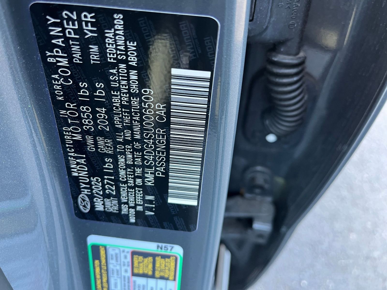 Used 2025 Hyundai Elantra SEL image 27