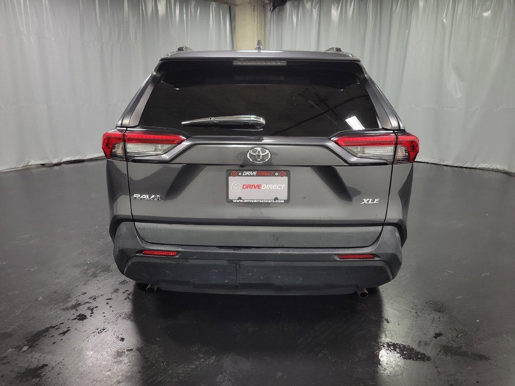 Used 2021 Toyota RAV4 XLE FWD image 7