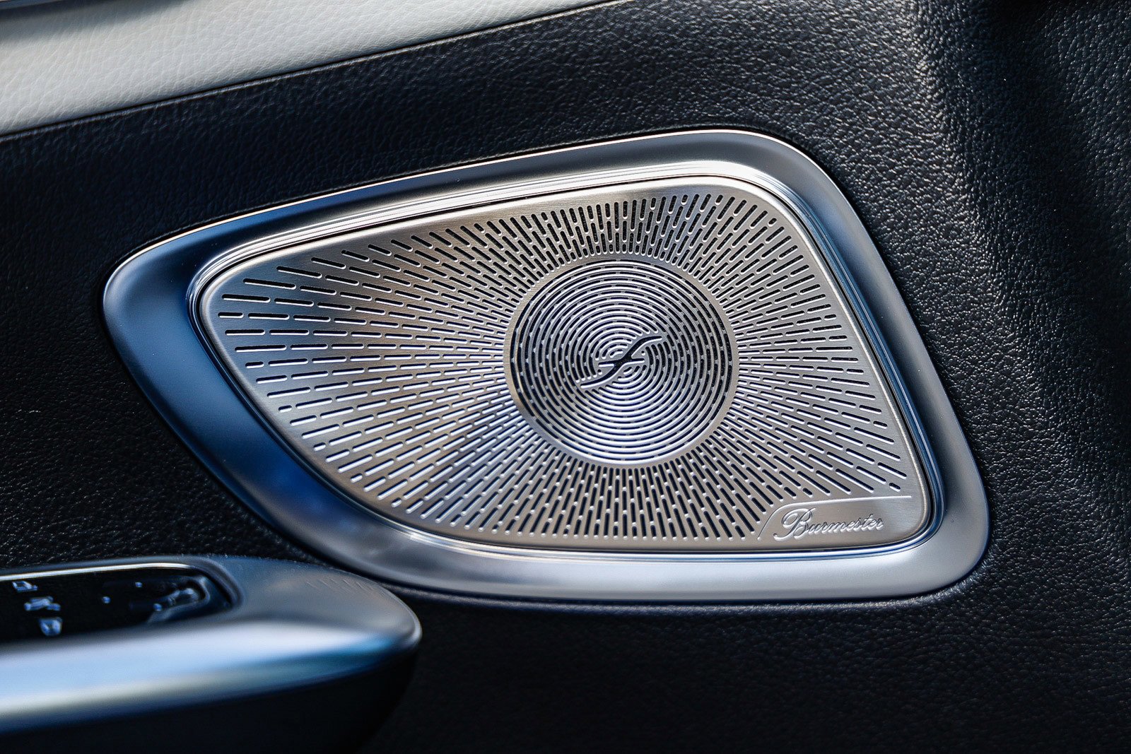 Used 2024 Mercedes-Benz C 300 Sedan image 23