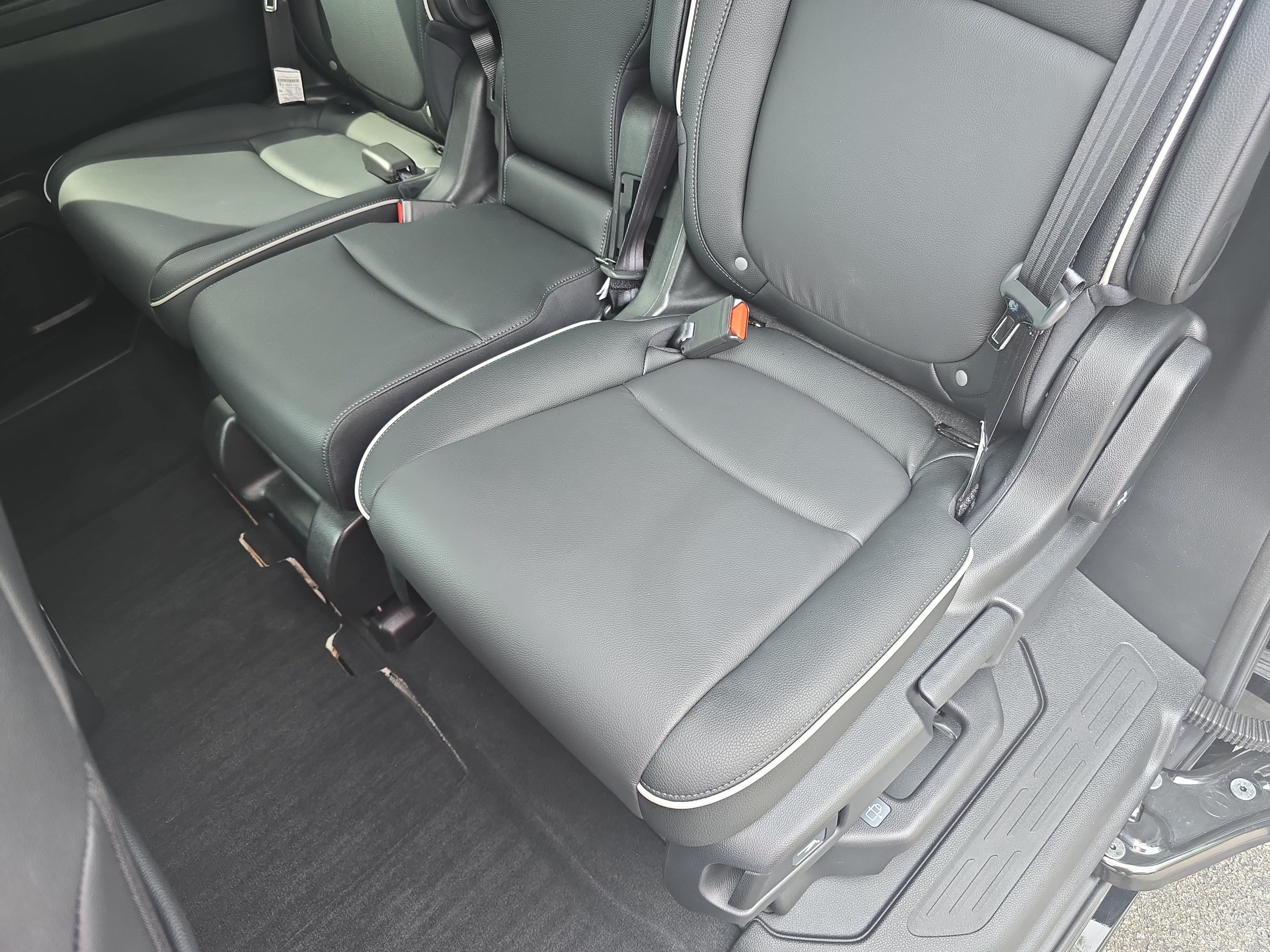Used 2026 Honda Odyssey Touring image 16