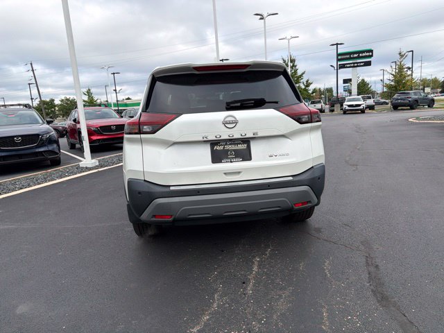 Used 2023 Nissan Rogue SV AWD/4WD image 11