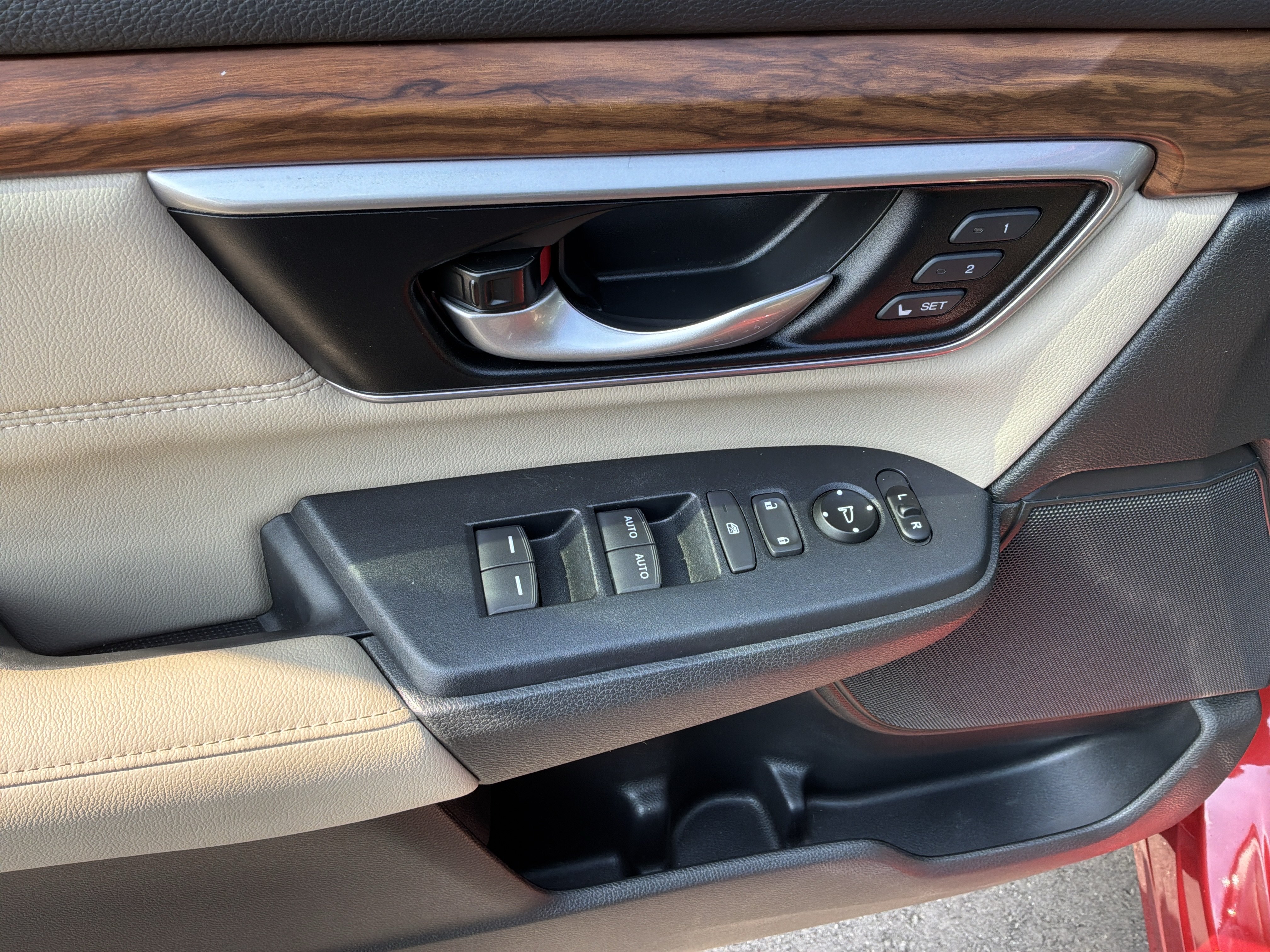 Used 2019 Honda CR-V Touring image 15
