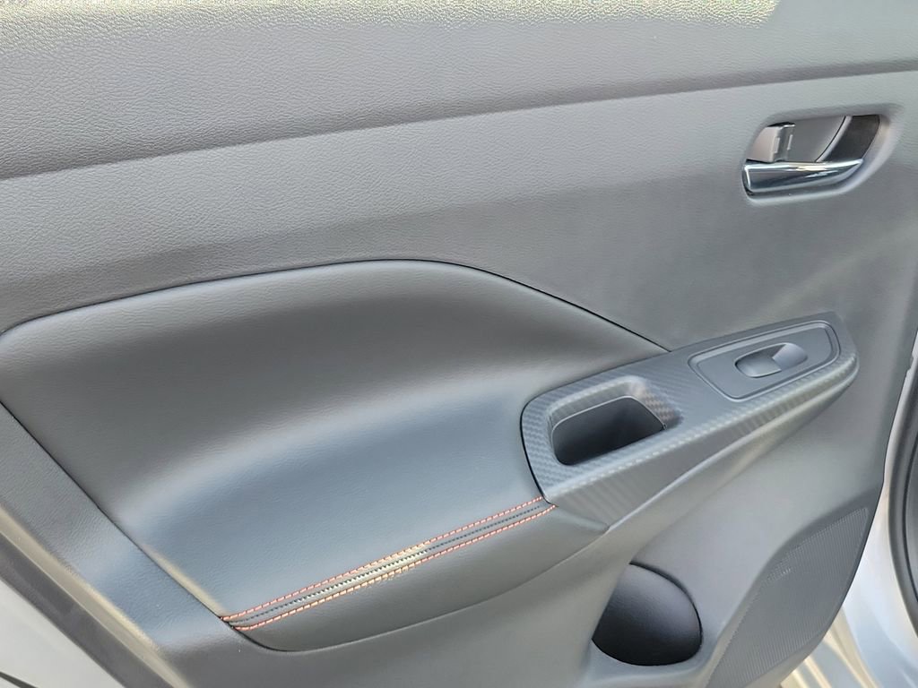 Used 2025 Nissan Versa SR w/ Trunk Package FWD image 21