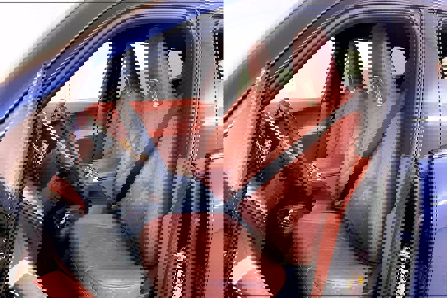 Used 2023 BMW iX xDrive50 w/ Premium Package image 7