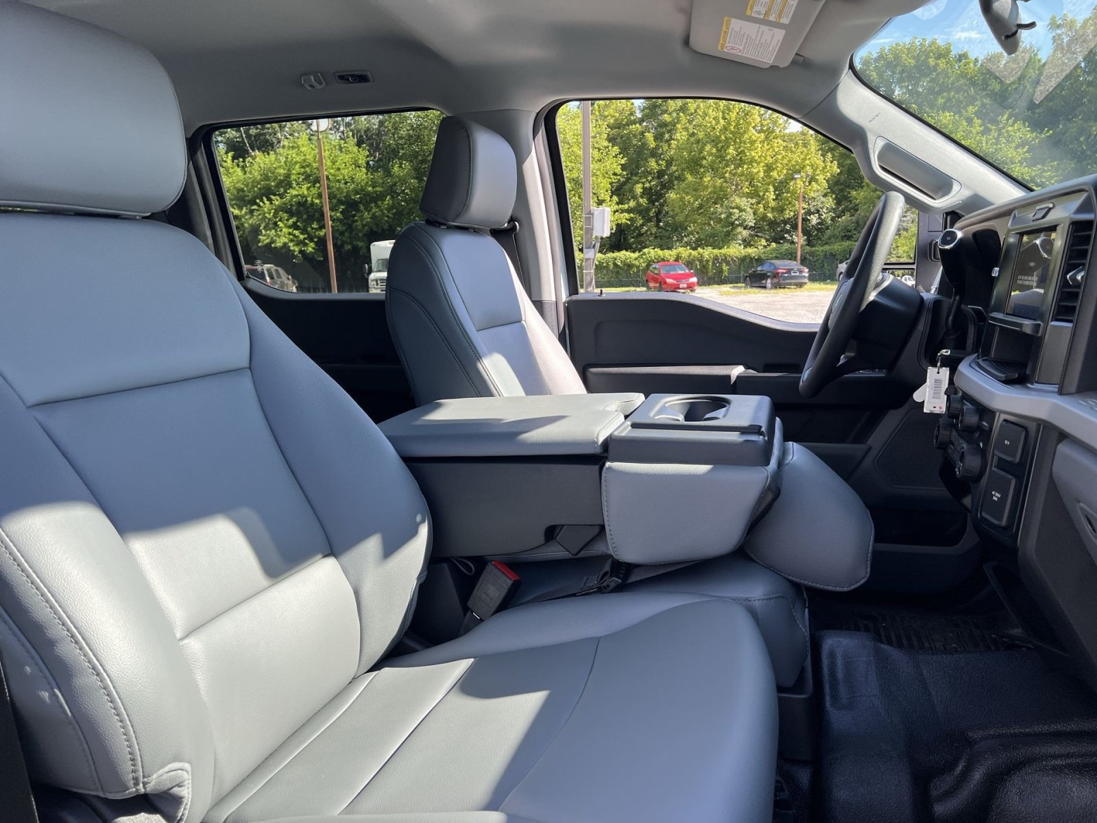 New 2026 Ford F350 XL w/ FX4 Off-Road Package AWD/4WD image 25