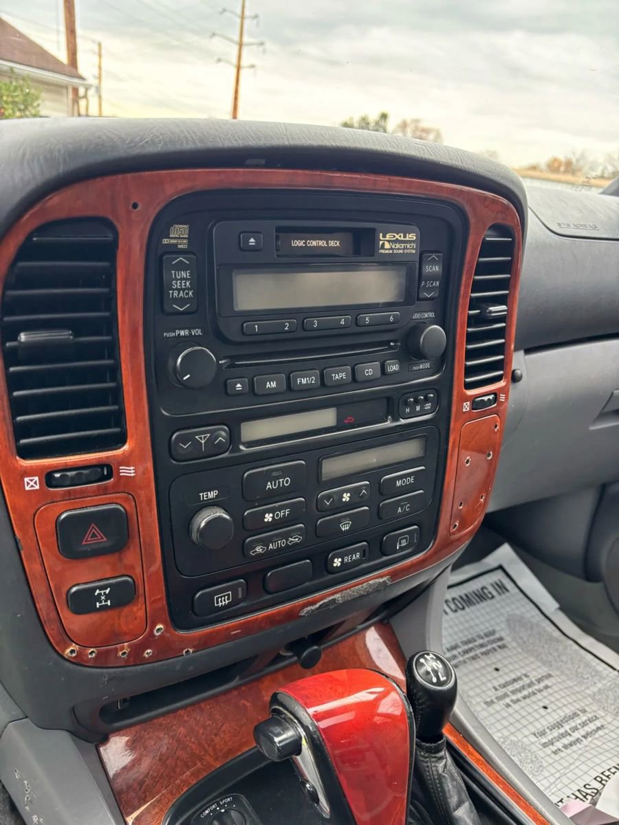 Used 2000 Lexus LX 470 4WD image 45