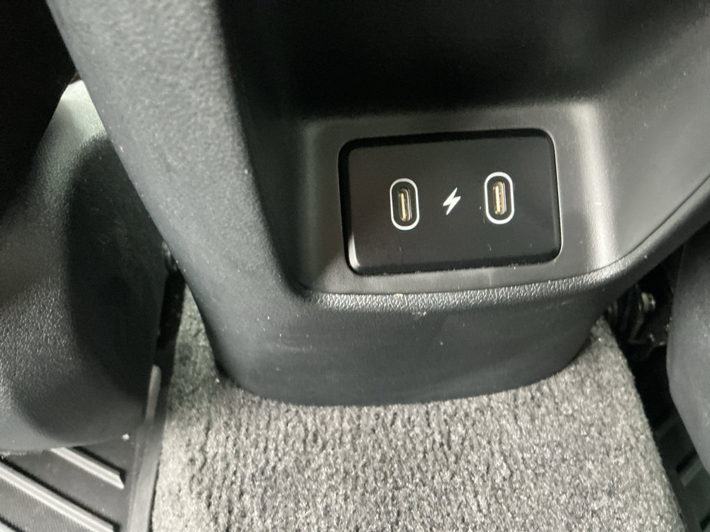 Certified 2025 Hyundai Elantra Sport image 18