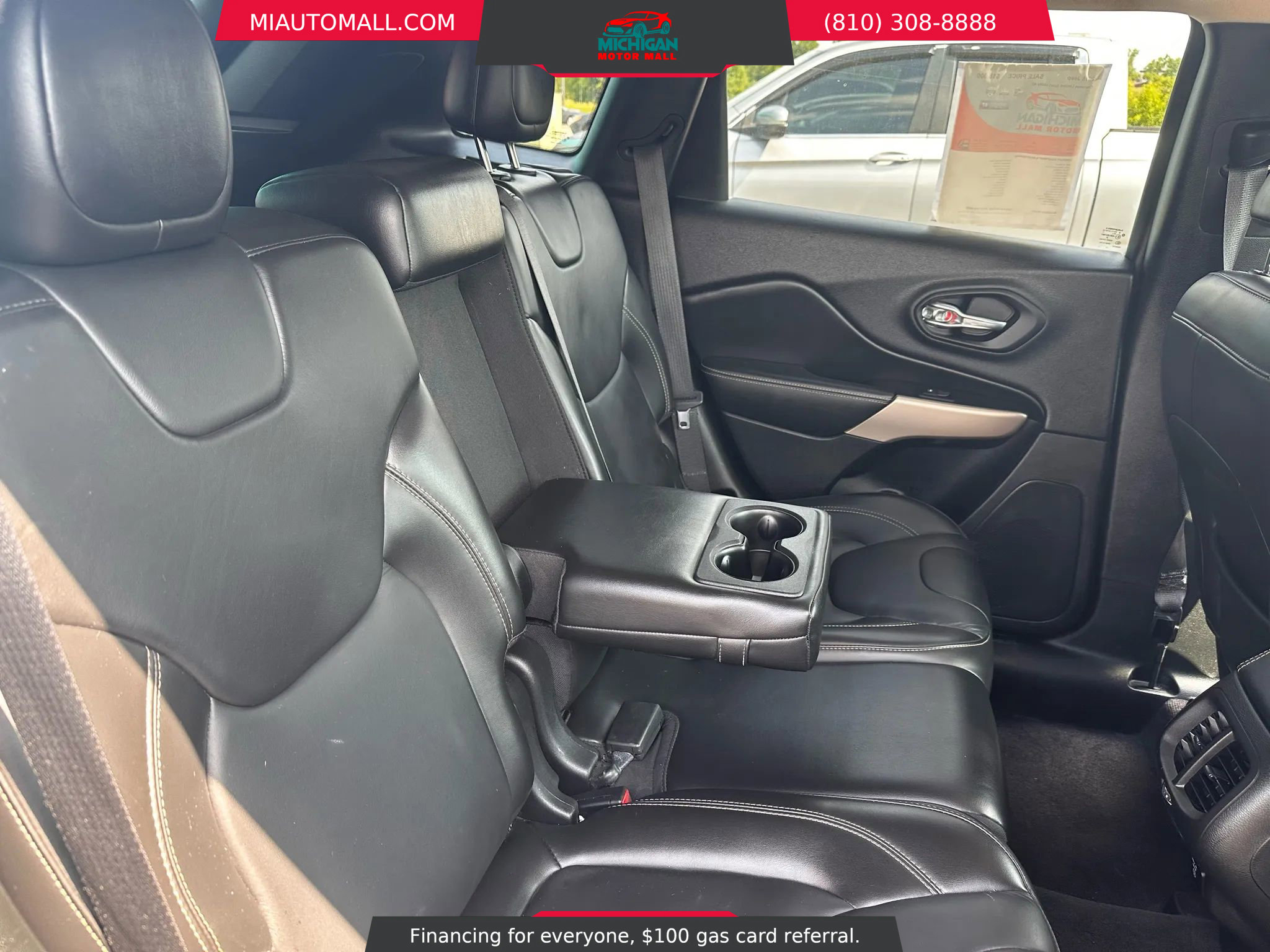 Used 2018 Jeep Cherokee Limited image 23