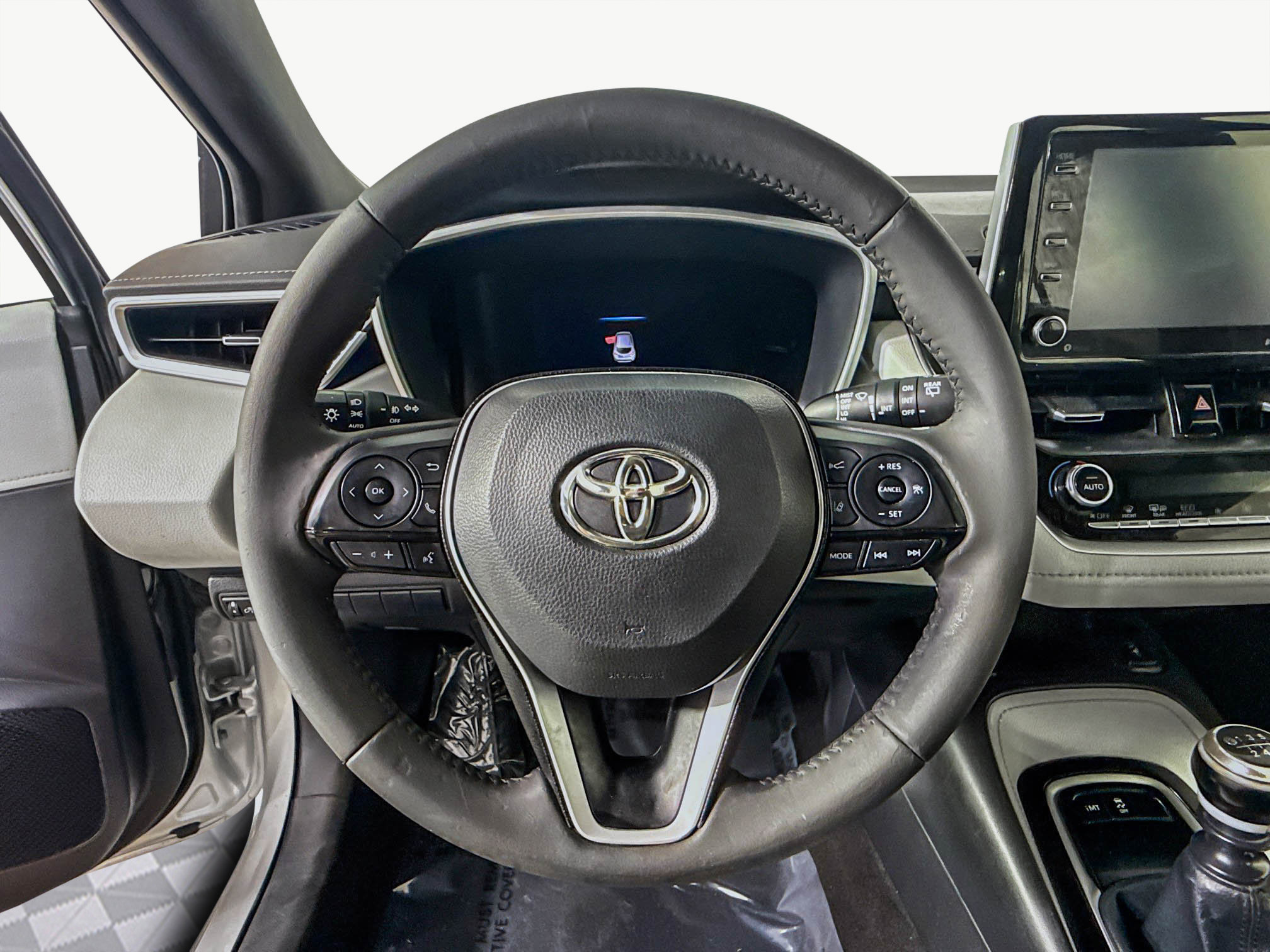 Used 2020 Toyota Corolla XSE image 13