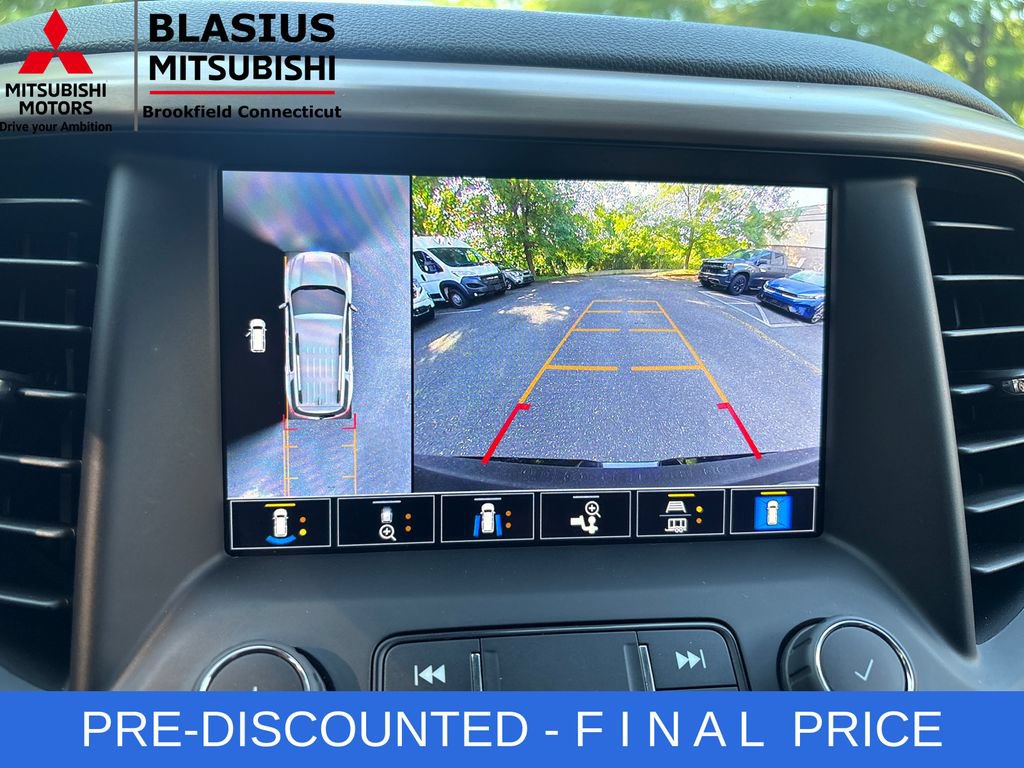 Used 2023 GMC Acadia Denali w/ Black Diamond Edition AWD/4WD image 25