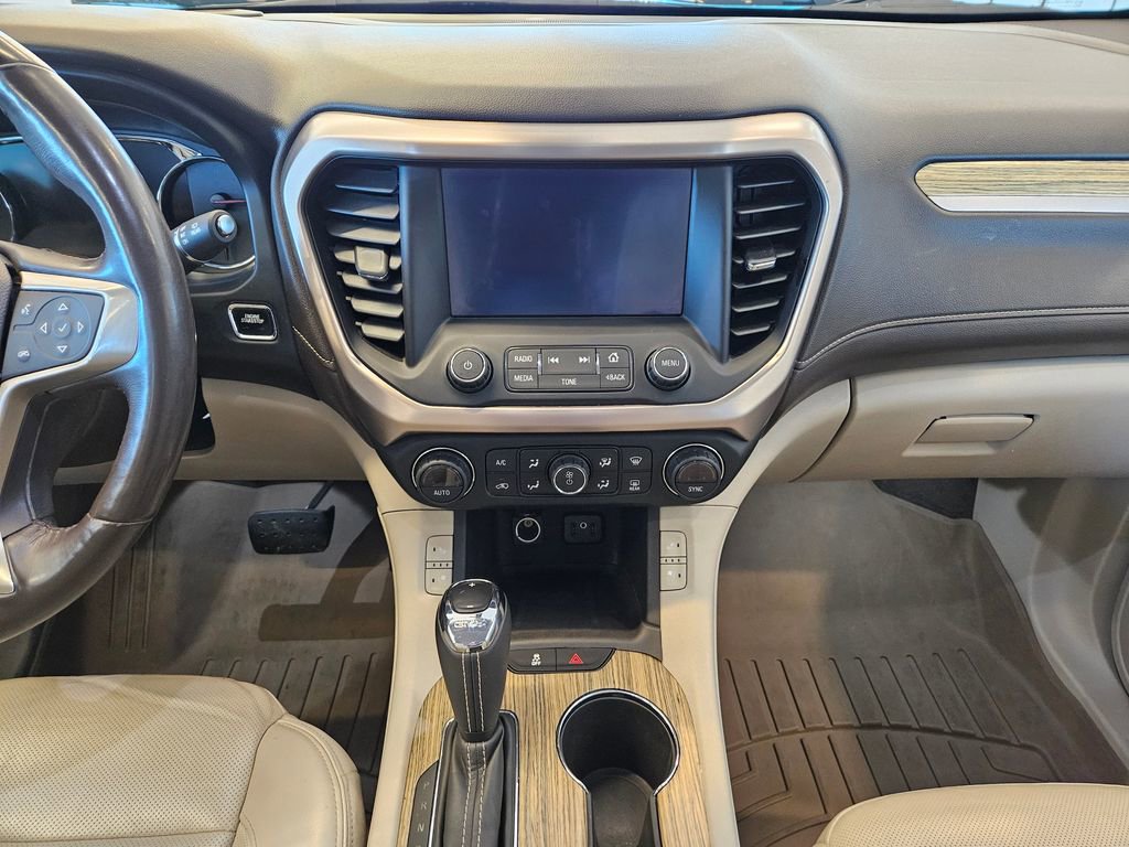 Used 2018 GMC Acadia Denali w/ LPO, Cargo Package image 18